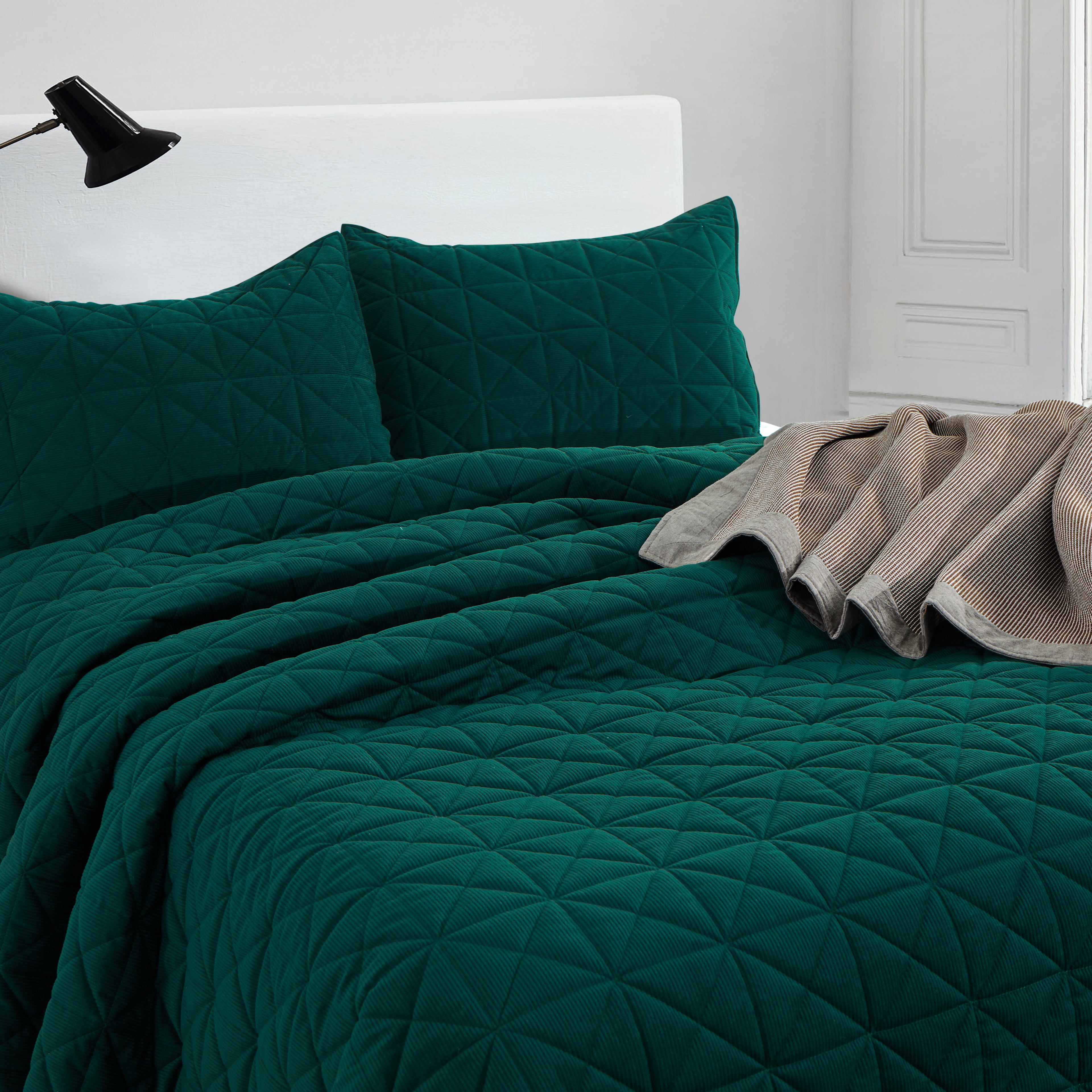 Green Geometric Quilted Bedding Set