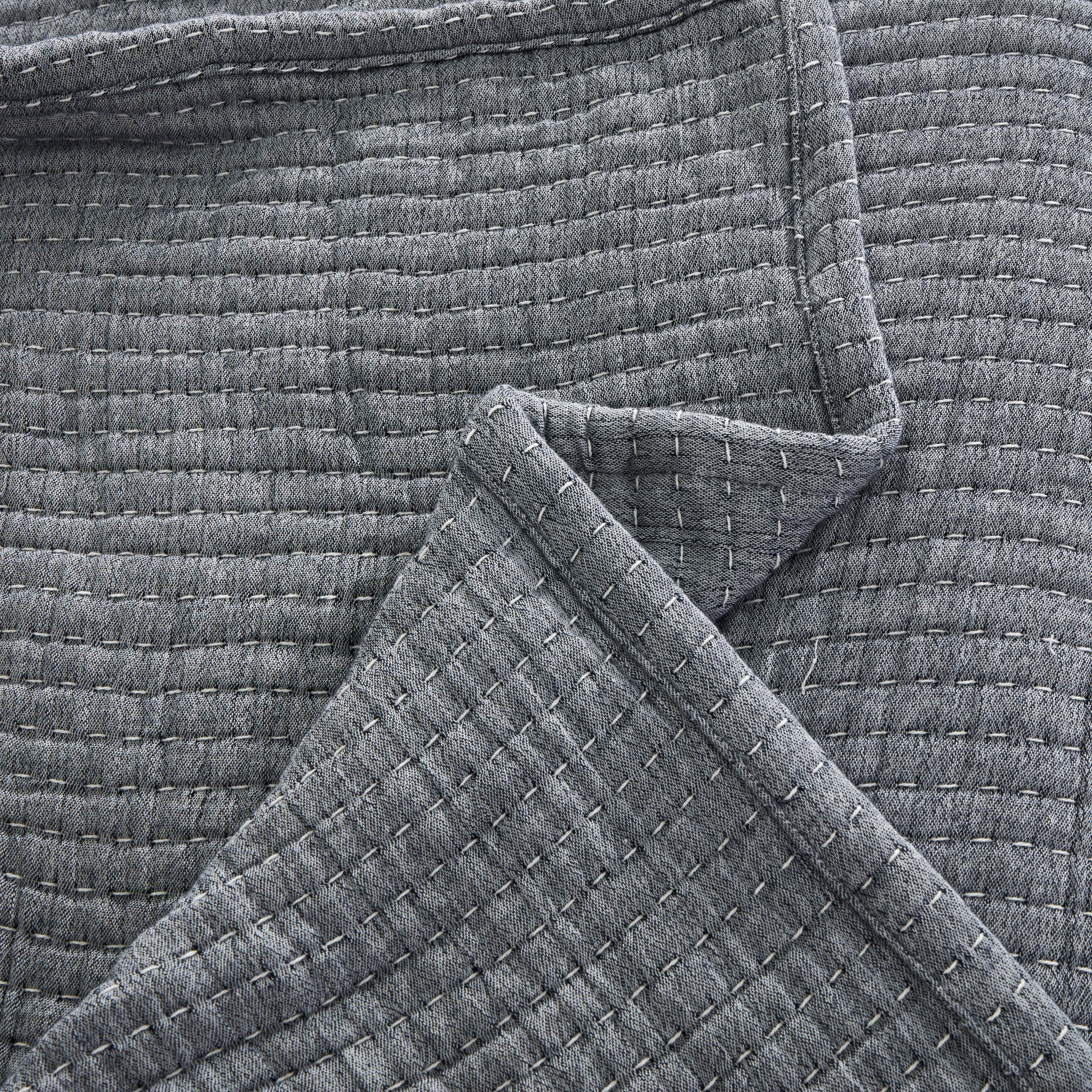 Washed cotton quilted fabric