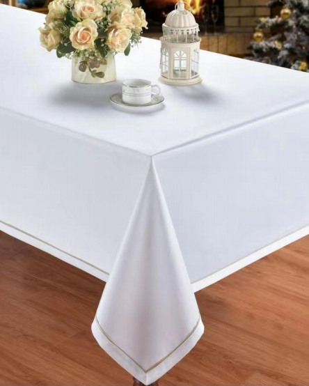 240gsm MJS / 240gsm satin/220gsm fake line embroidery table cloth set-polyester