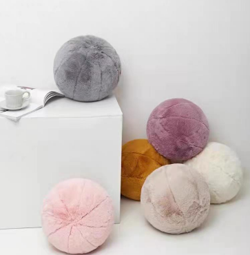 BALL CUSHION