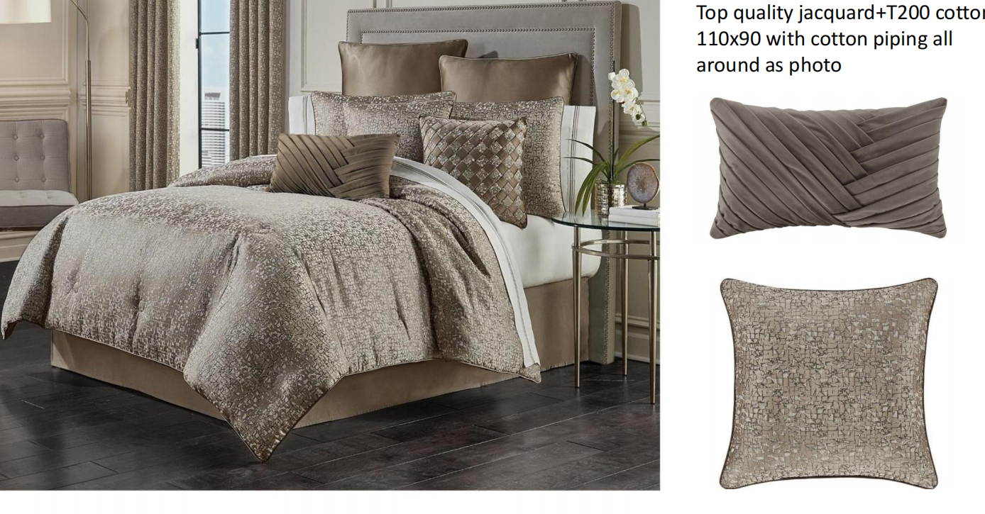 Crackle eyes Macy’s comforter set/duvet
