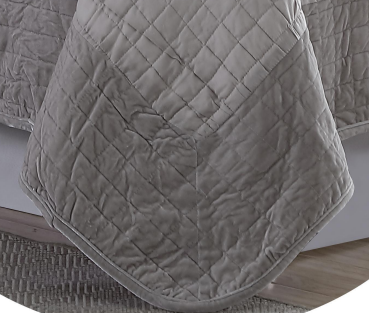 Square quilting with velvet border all around