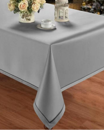 240gsm MJS / 240gsm satin/220gsm fake line embroidery table cloth set-polyester