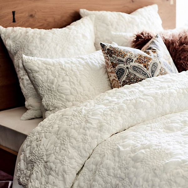 White 3D Floral Quilted Bedding Set