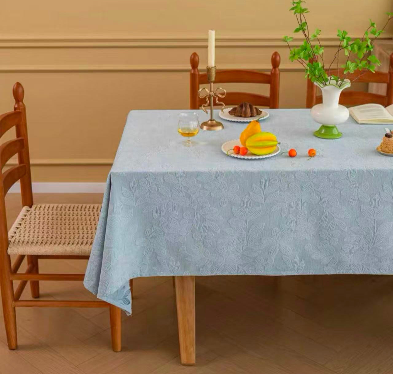 French Embossed Jacquard Chenille Tablecloth, Thick Linen-Look Anti-slip Rectangular Dining Table Cover
