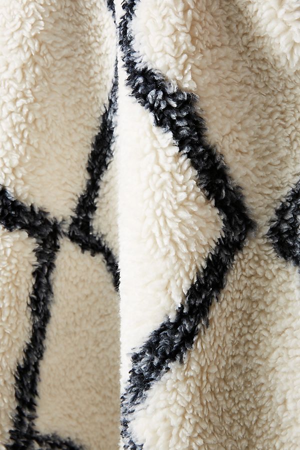 Color-block faux fur throw blanket