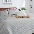 Washed & crinkled brushed fabric quilt set