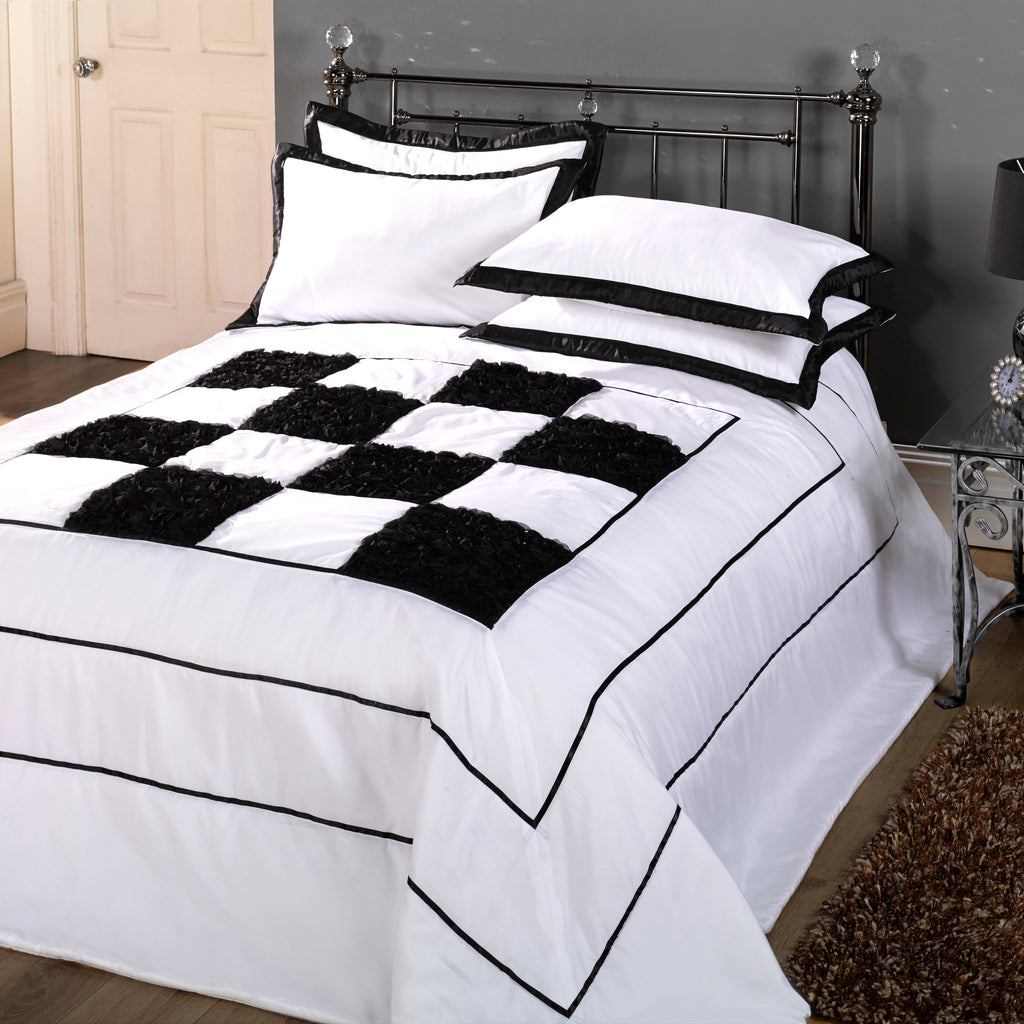 Modern Minimalist Black & White Contrast Duvet Cover