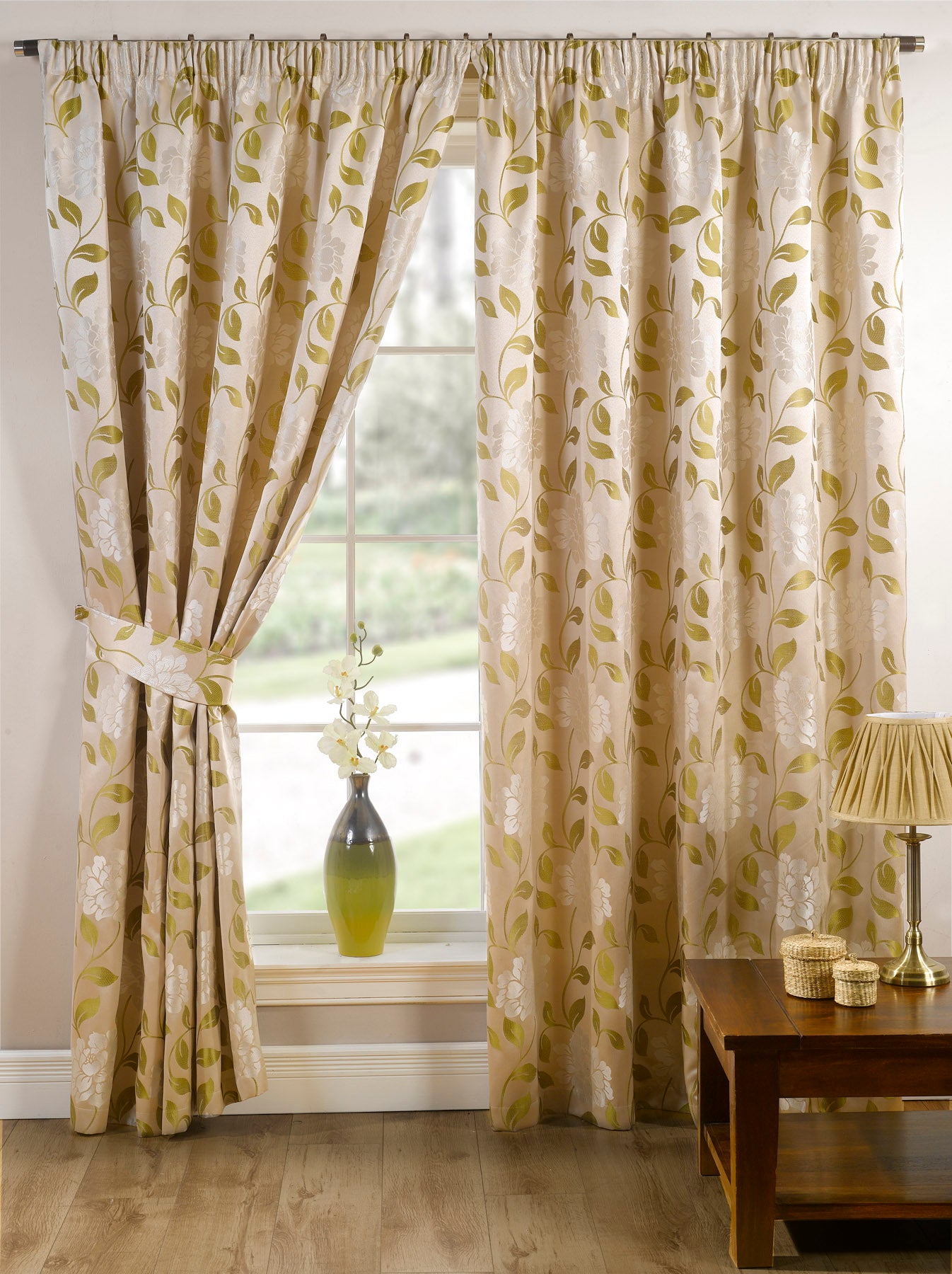 Classic Country Floral Jacquard Blackout Curtains