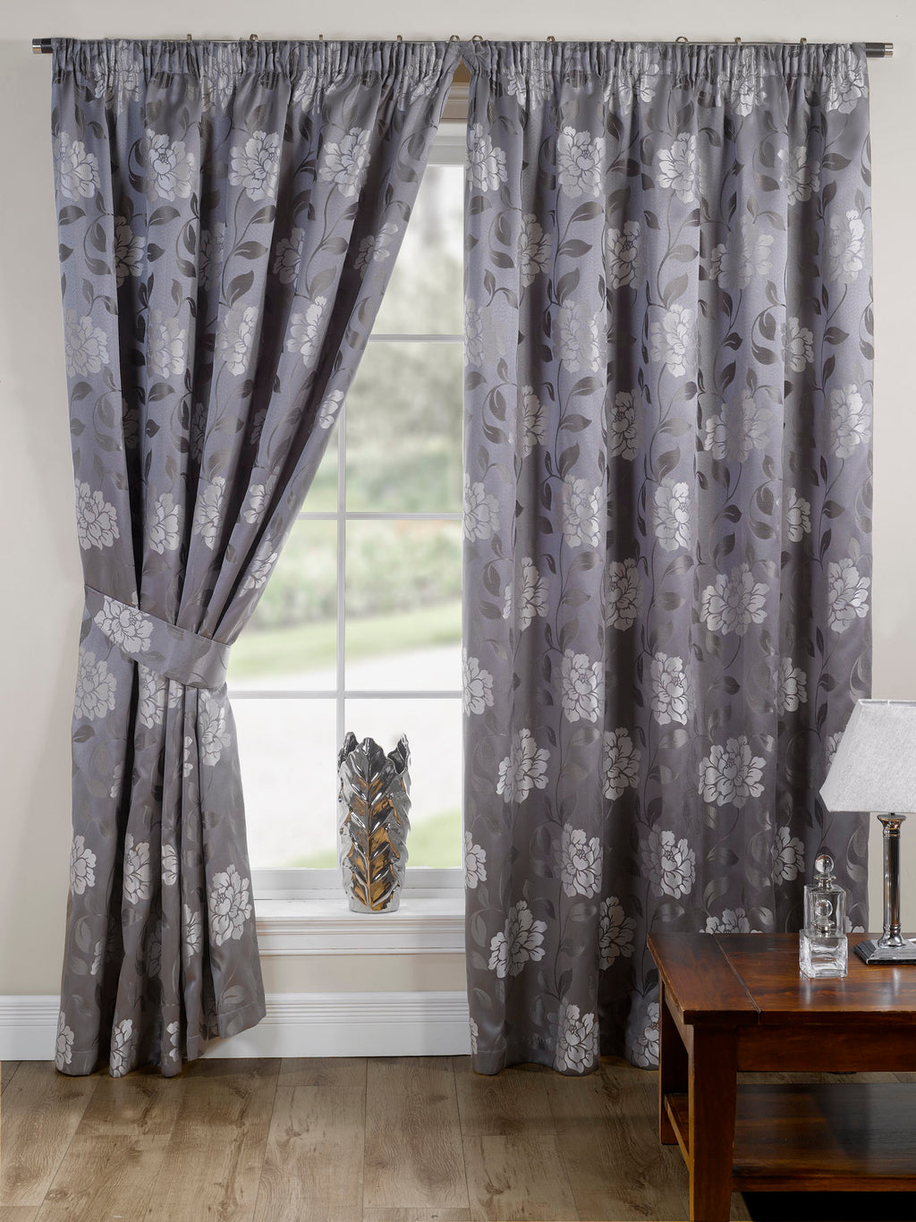 Classic Country Floral Jacquard Blackout Curtains