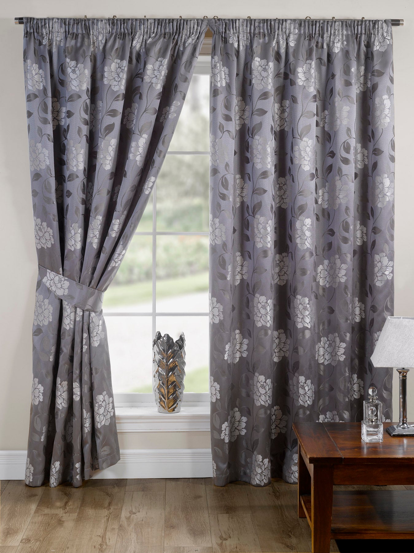 Classic Country Floral Jacquard Blackout Curtains