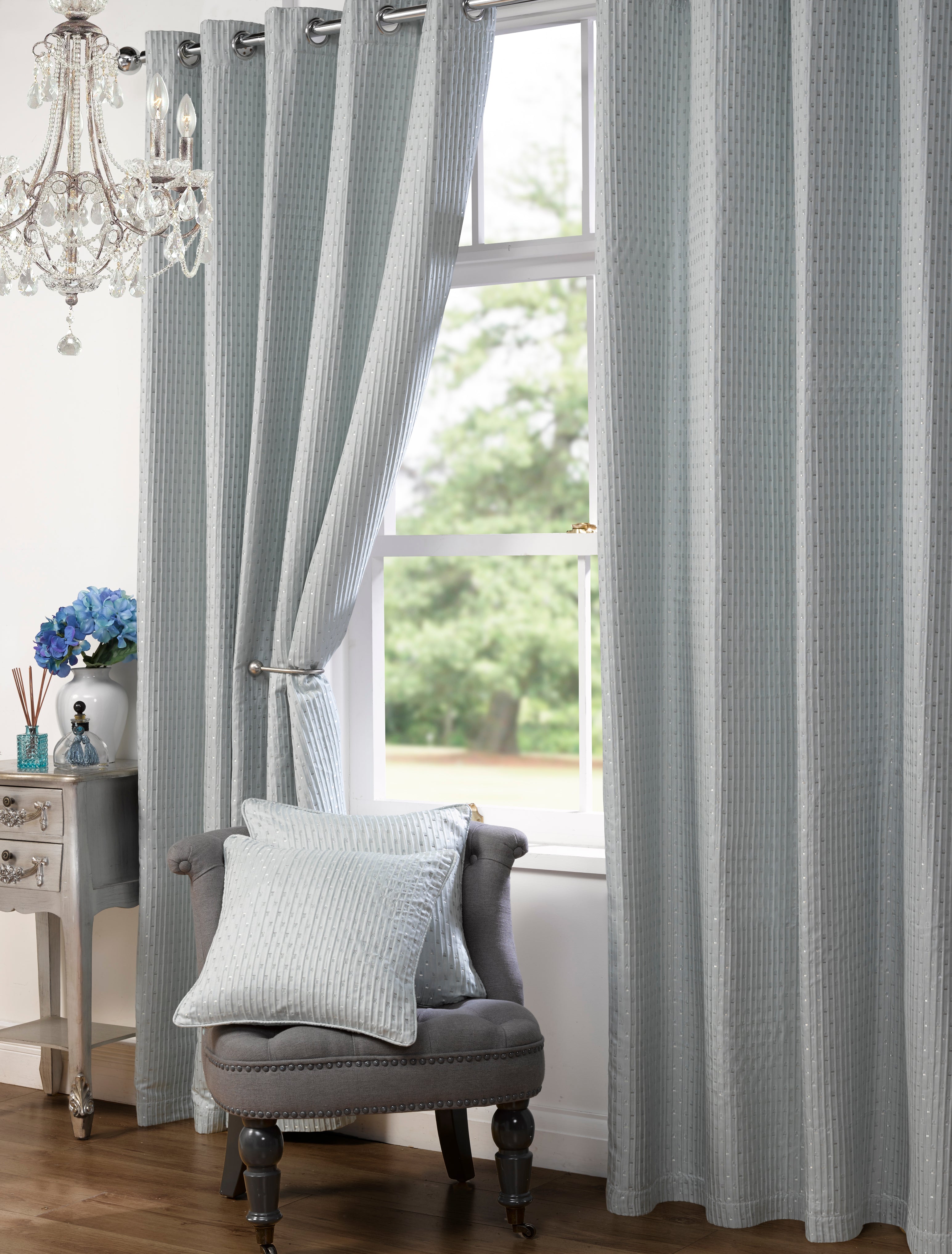 Fine Dot Vertical Stripe Jacquard Eyelet Blackout Curtain