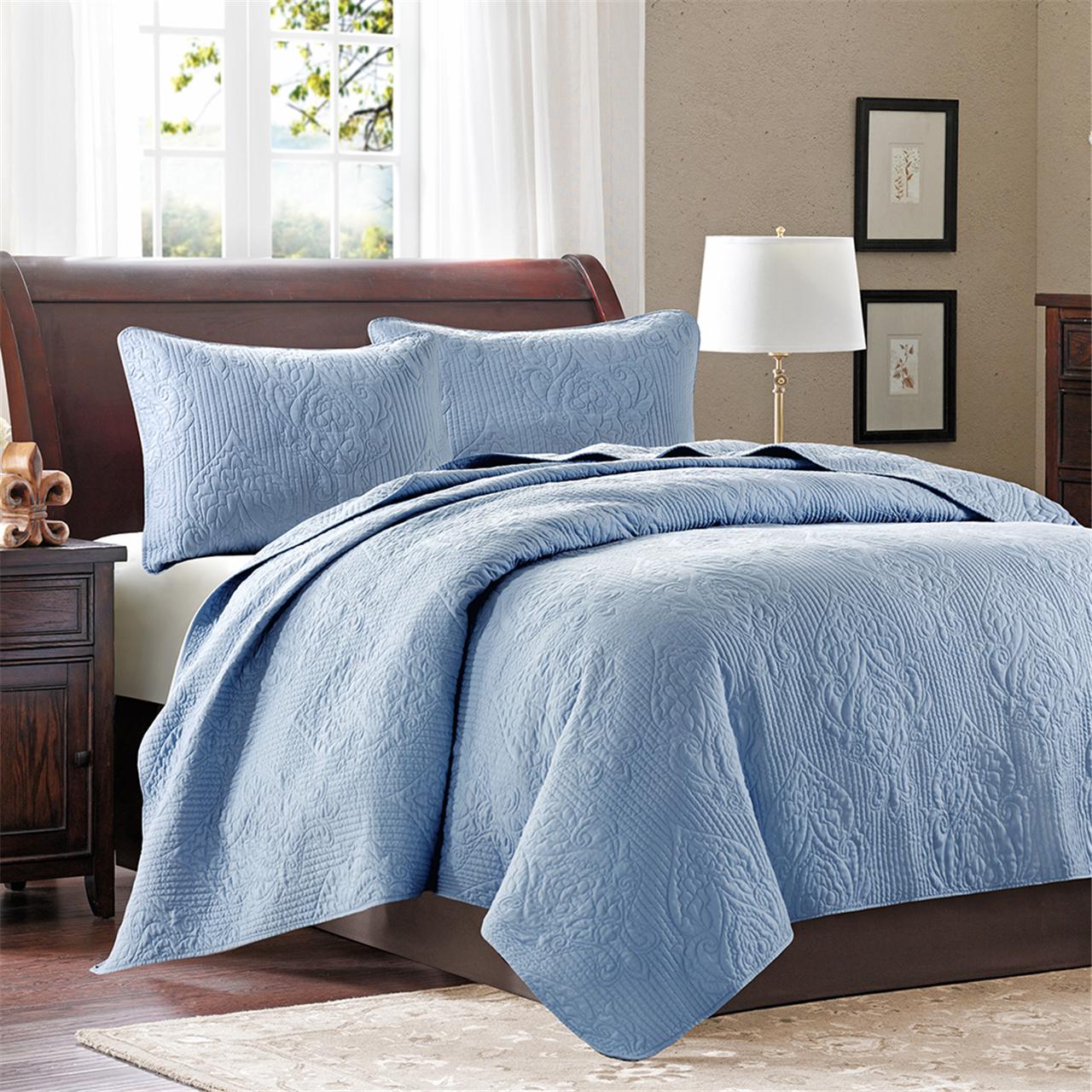 Vintage Floral Embossed Quilted Coverlet 3 Piece Bedding Set, Solid Classic Pattern All Season Bedspread with 2 Pillow Shams