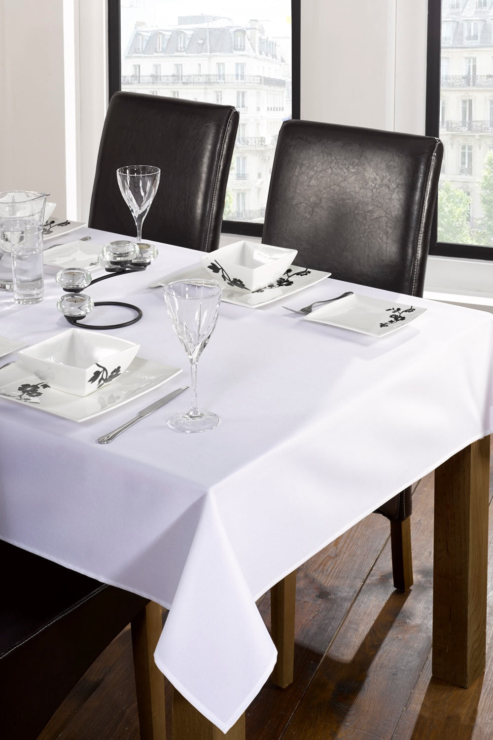 Simple plain white tablecloth ,polyester fabric ,Decorative Table cover for everyday